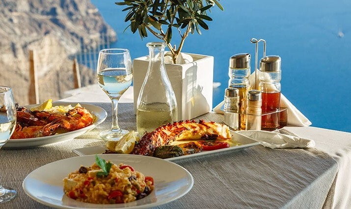 Restaurant sea view - greek food